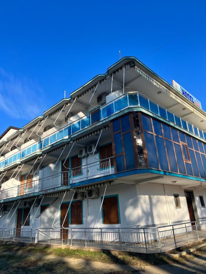 Kamberi Hotel & Apartments 2 Velipojë المظهر الخارجي الصورة