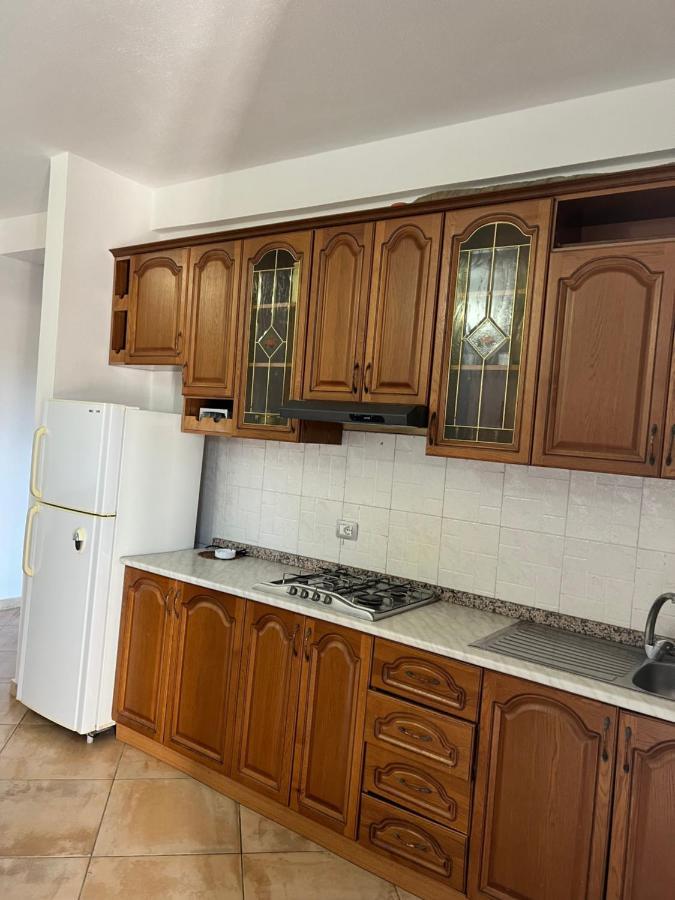 Kamberi Hotel & Apartments 2 Velipojë المظهر الخارجي الصورة