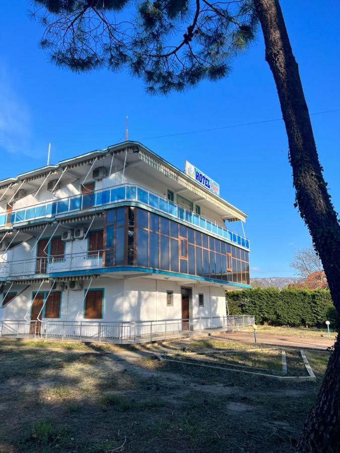 Kamberi Hotel & Apartments 2 Velipojë المظهر الخارجي الصورة