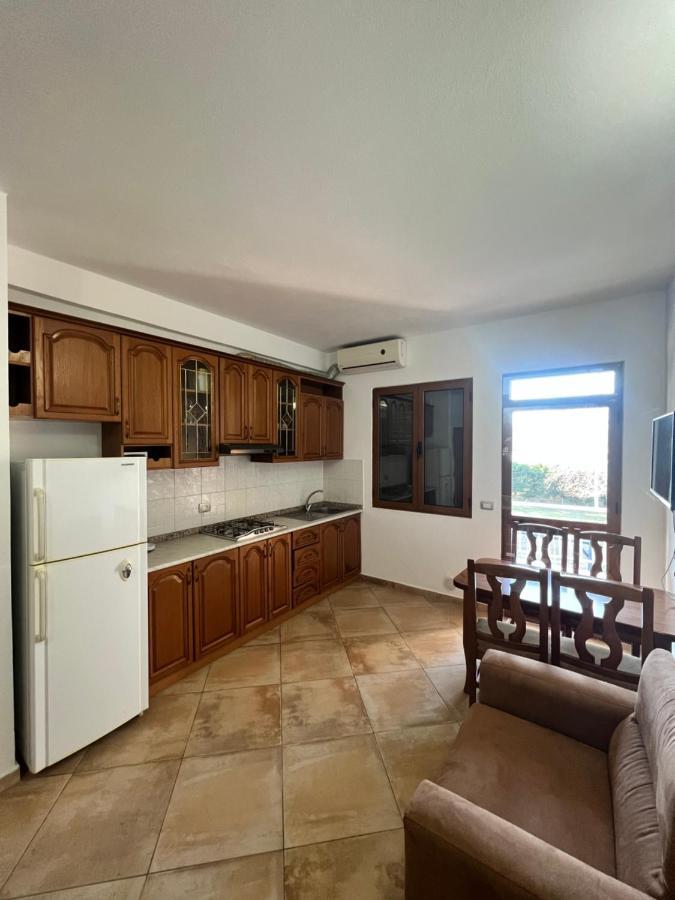 Kamberi Hotel & Apartments 2 Velipojë المظهر الخارجي الصورة