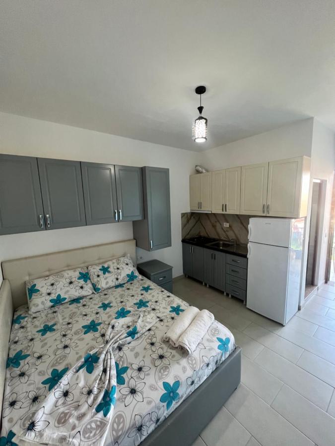 Kamberi Hotel & Apartments 2 Velipojë المظهر الخارجي الصورة