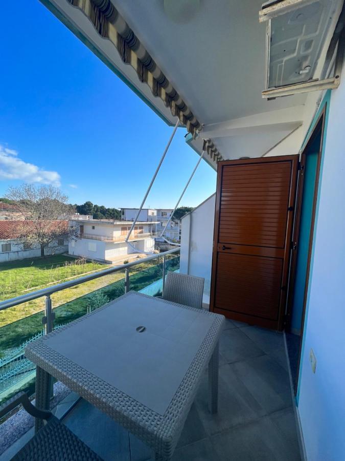 Kamberi Hotel & Apartments 2 Velipojë المظهر الخارجي الصورة