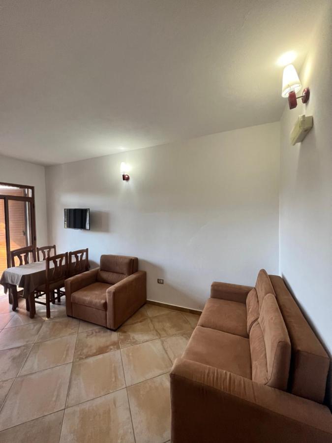 Kamberi Hotel & Apartments 2 Velipojë المظهر الخارجي الصورة