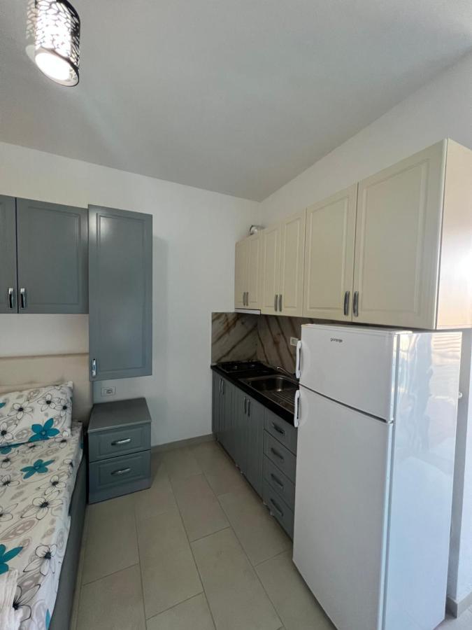 Kamberi Hotel & Apartments 2 Velipojë المظهر الخارجي الصورة